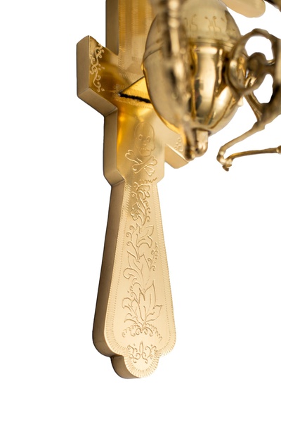 Трехсвечник пасхальный на кресте