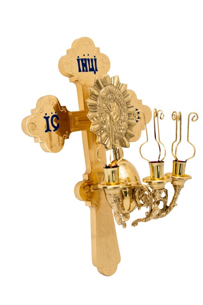 Трехсвечник пасхальный на кресте