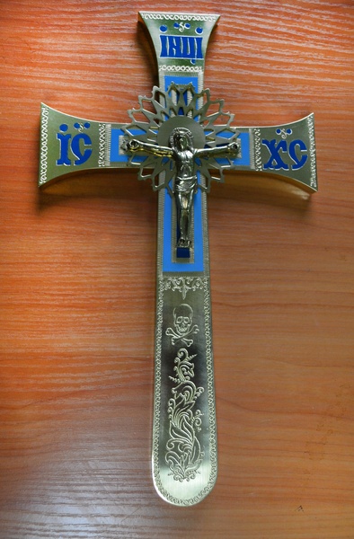 Хрест напрестольний мальтійський